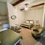 Bed & Breakfast Monte Vinea 4*
