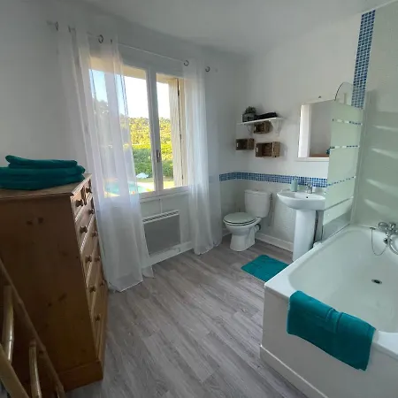 Monte Vinea Nocleg ze śniadaniem 4*