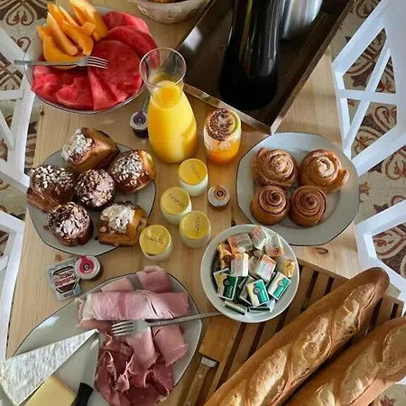 Nocleg ze śniadaniem Monte Vinea 4*